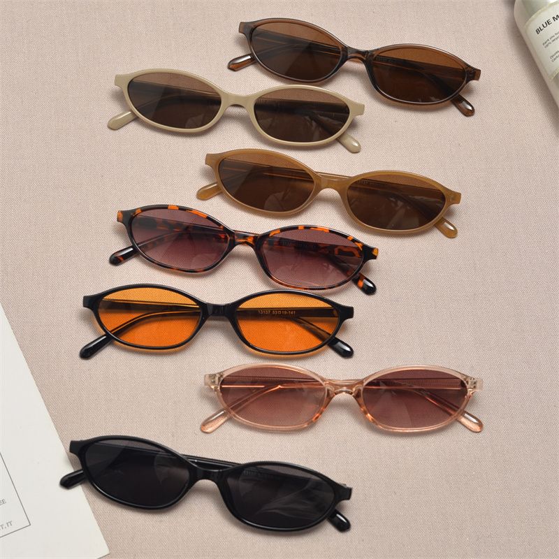 Óculos de Sol Vintage Pequenos - Sunglasses Cat Eye avaliação e preço