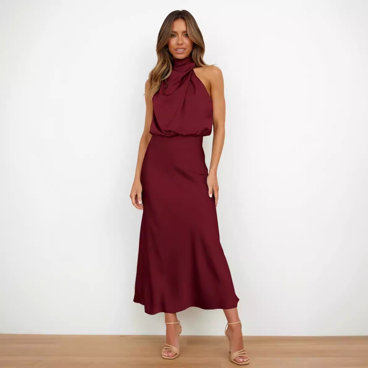 Vestido de Cetim Sem Mangas co - Maxi Dress Halter avaliação e preço